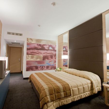 Centrum Palace Hotel & Resorts Campobasso Extérieur photo