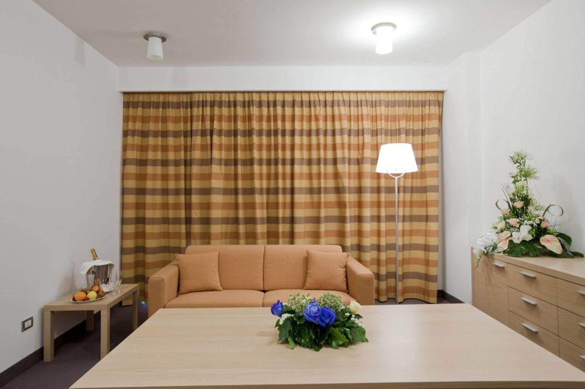Centrum Palace Hotel & Resorts Campobasso Extérieur photo