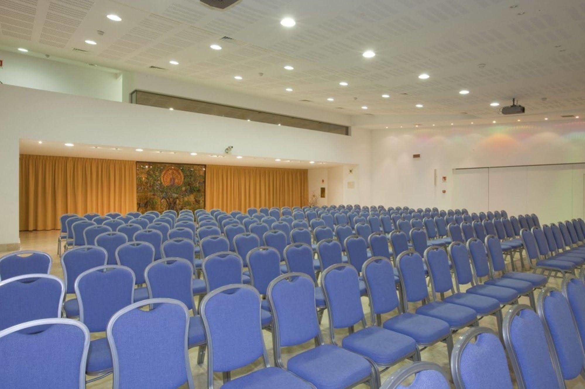 Centrum Palace Hotel & Resorts Campobasso Extérieur photo